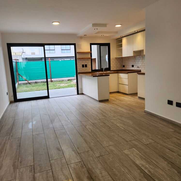 Dúplex esquina de 2 dormitorios con vista al boulevard interno a estrenar en Docta Avenida