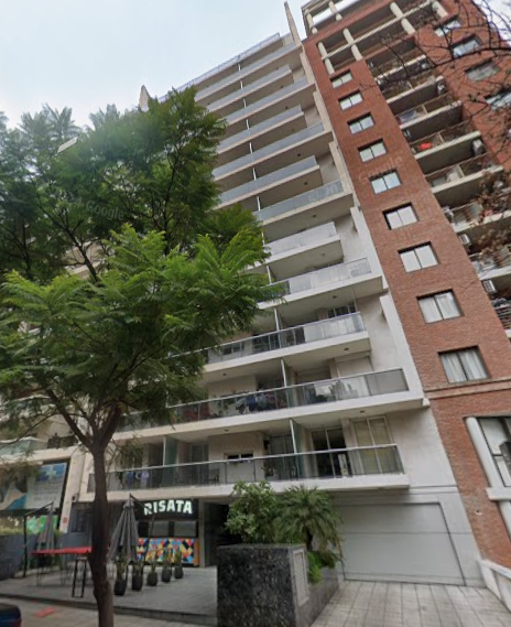 Cochera en venta, c&oacute;moda por su acceso dentro del edificio ...