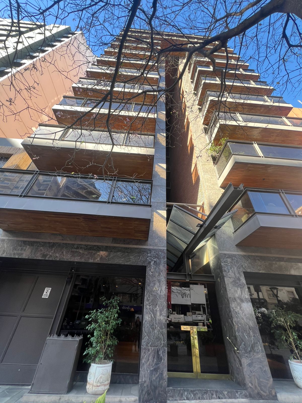 Venta – semipiso de categor&iacute;a sobre Yrigoyen! 