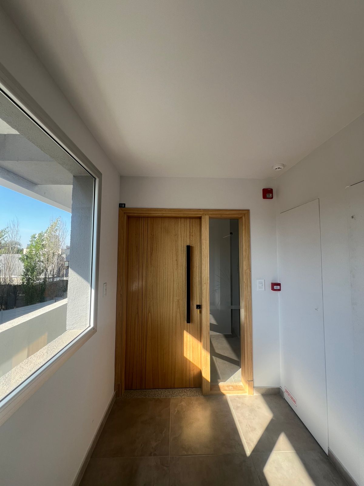 HOUSING: Amplio departamento a la venta de 3 dormitorios con balc&oacute;n