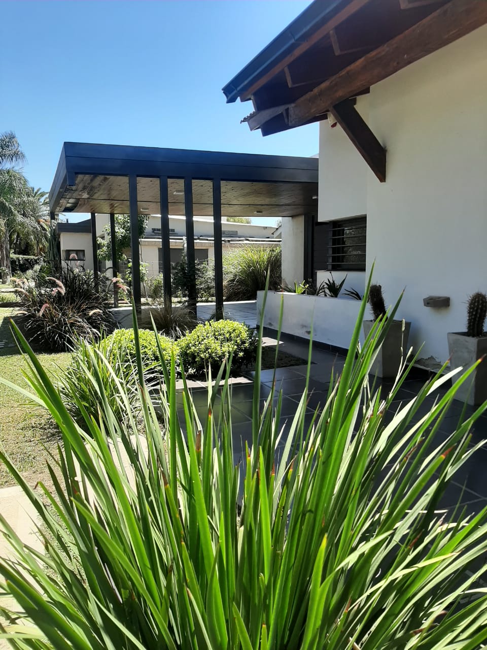 CASA EN VENTA QUINTAS DE ITALIA 4 - 3 DORMITORIOS